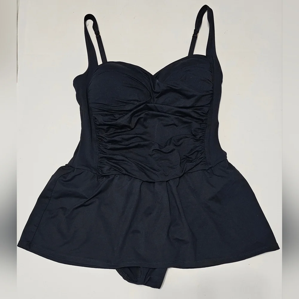La Blanca Skirted One Piece Ruched Black Swimsuit Sz 14